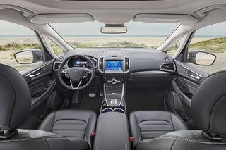 Ford Galaxy 2.5 Hybrid (2021) Test: Raum-Schiff - firmenauto