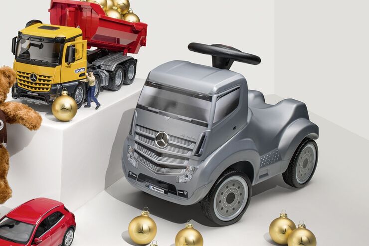 Zehn Weihnachtsgeschenke für Autofans: Rutschen, daddeln, träumen -  firmenauto