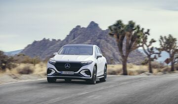 Mercedes EQS SUV 2022