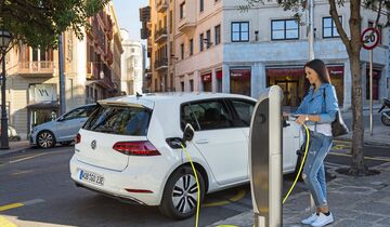 VW, E-Golf, 2017, Ladesäule, aufladen, laden