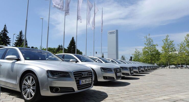 Zertifizierter Gebrauchtwagenverkaeufer:  Audi geht im Handel mit neuer Ausbildung an den Start /Ingolstadt, 8. August 2013 