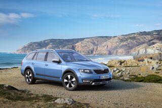 Skoda Octavia Combi Scout Offroad Gewand Fur Den Mittelklasse Kombi Firmenauto
